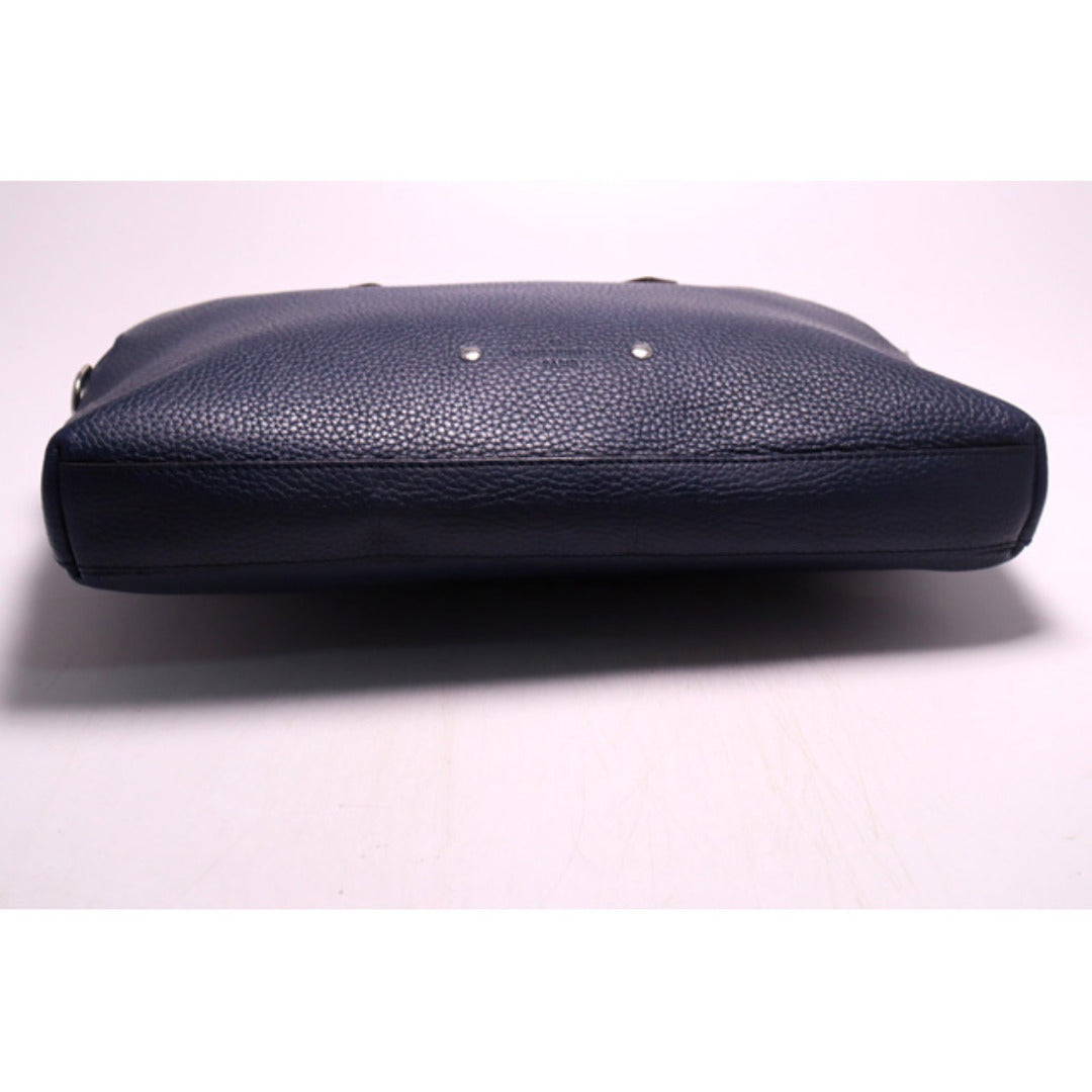 Louis Vuitton Taurillon Armand