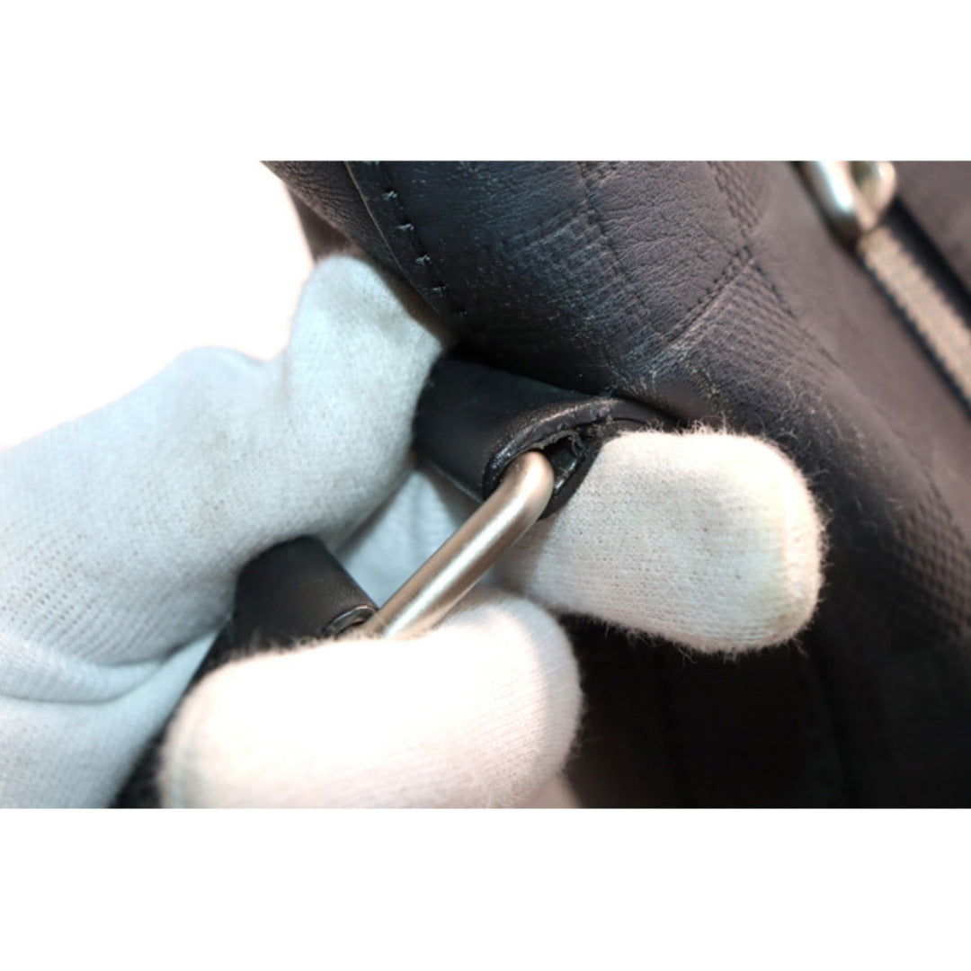 Louis Vuitton Discovery Messenger PM