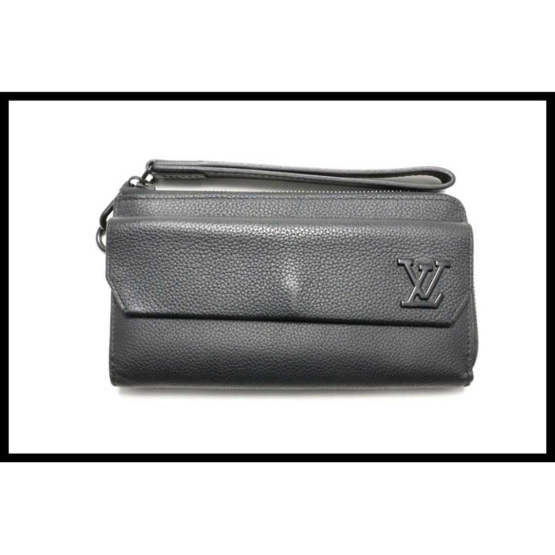 Louis Vuitton LV Aerogram Zippy Dragonne Wallet