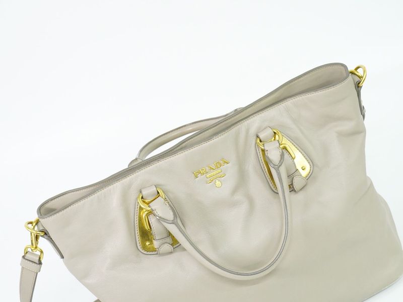 Authentic Prada Leather 2WAY Shoulder Bag Handbag Gray Bag Pre-owned [follow-up