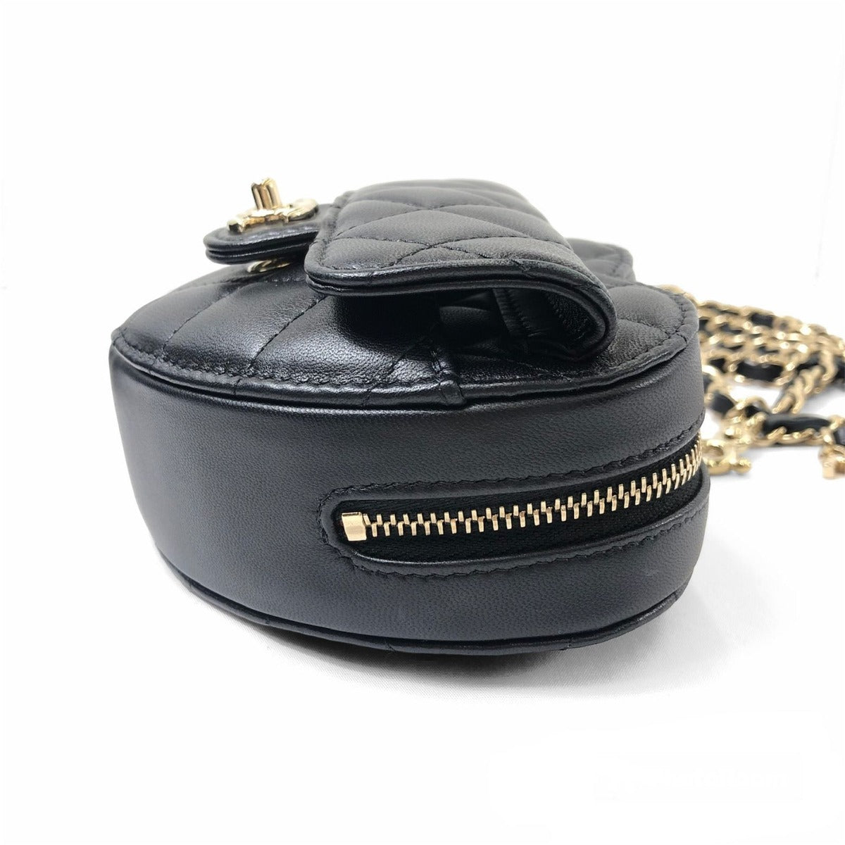 Chanel Heart Chain Wallet Quilted Lambskin Shoulder Bag Black Gold — view 5