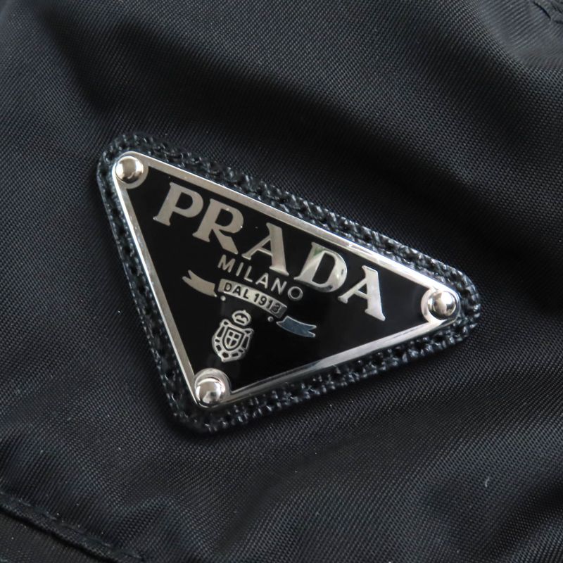 Prada 1hc137 Triangle Logo Triangle Logo Plate Re-nylon Bucket Hat Black M Made