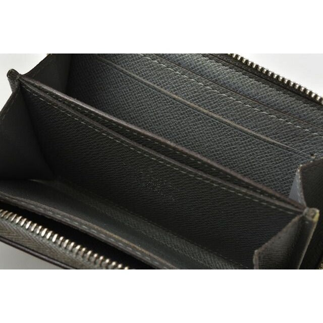 Louis Vuitton Coin Case Card Zippy Purse Taiga — view 8