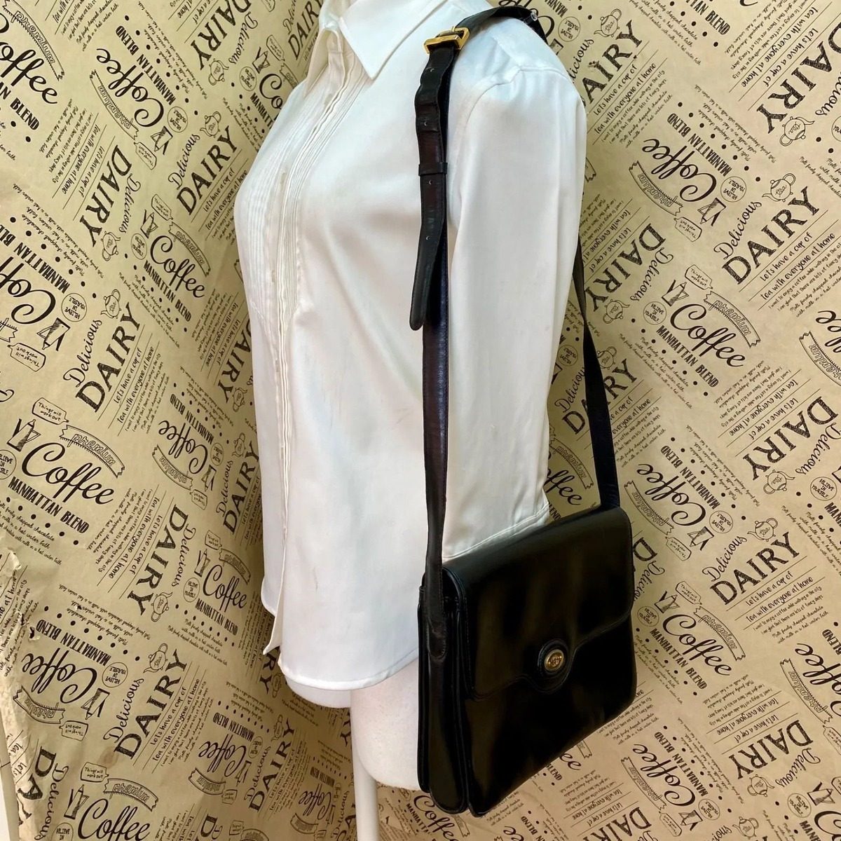 Gucci Vintage Handbag Clutch Pouch Leather Black Travel Business — view 3