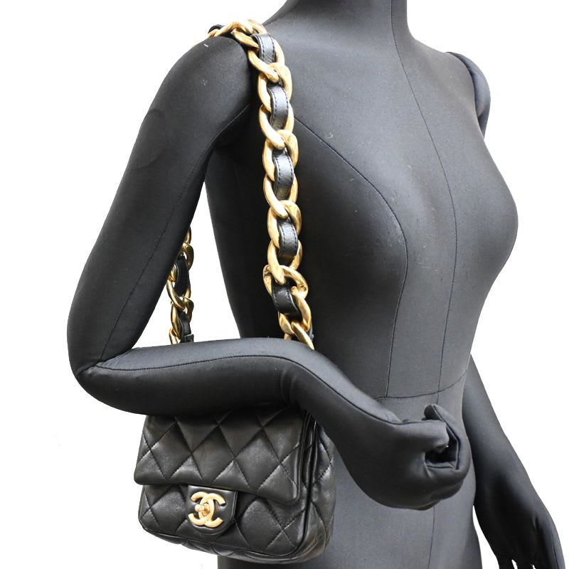 Chanel Chanel Shoulder Bag Quilted Small Flap As3214
