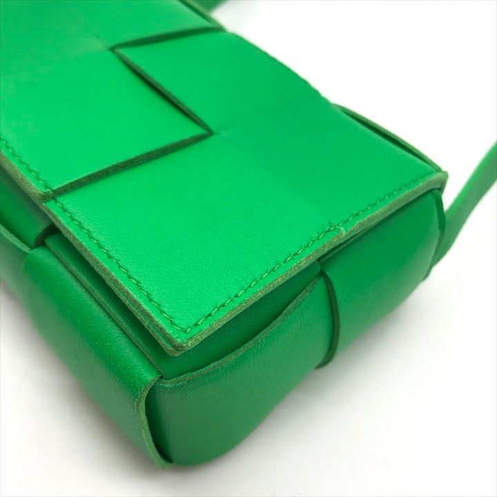 Bottega Veneta Leather Candy Cassette Green Shoulder Bag Mini
