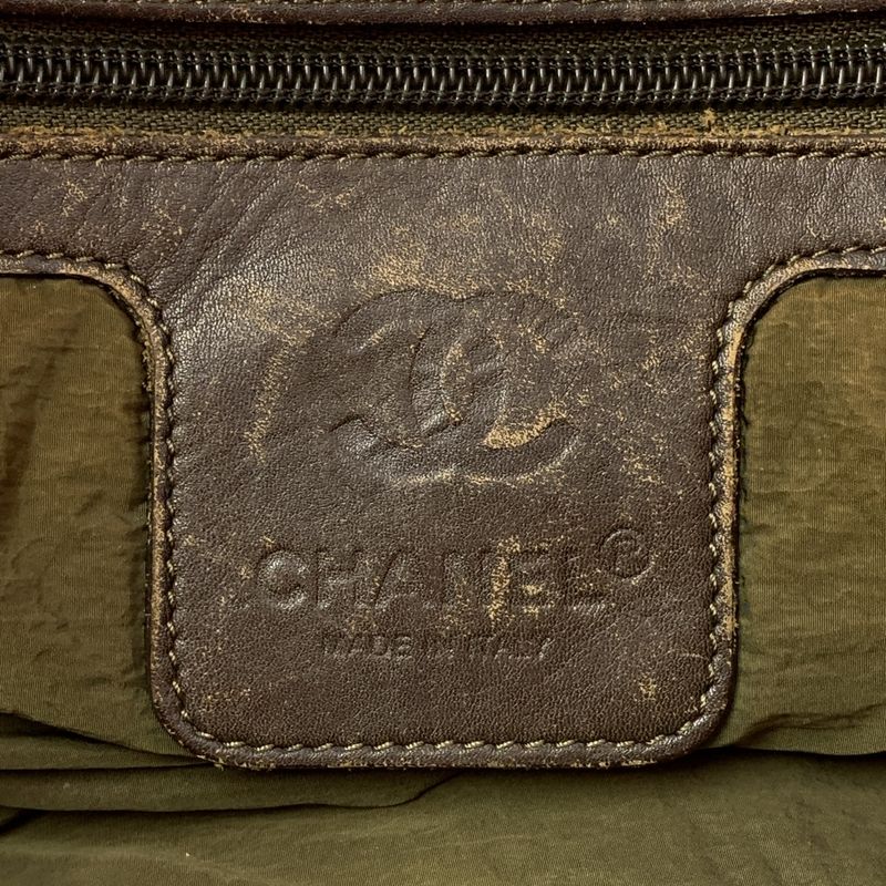 Chanel Leather Coco Cococoon Leather Paneled Coco Mark Quilted Hand Tote Bag