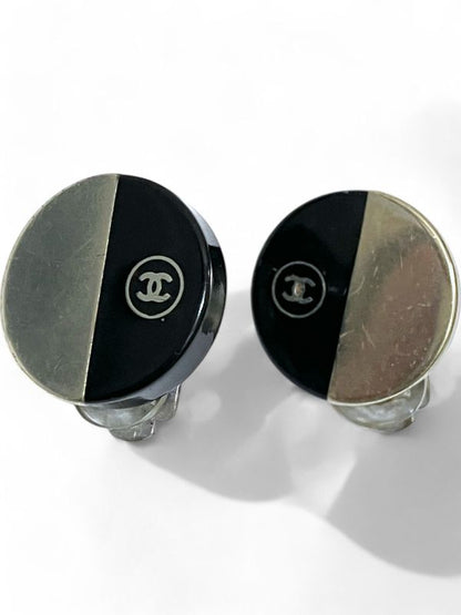 Chanel 00A Bicolor Circle Earrings Ladies Black And Silver