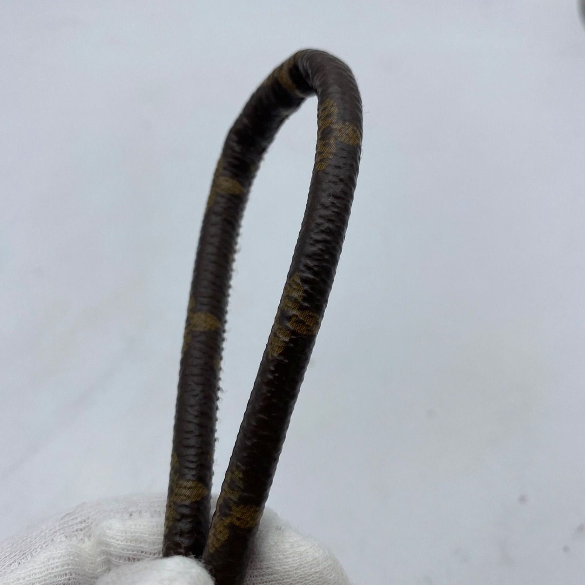 Louis Vuitton Key Ring Monogram Eclipse Sport Cles Halo Key Holder — view 6