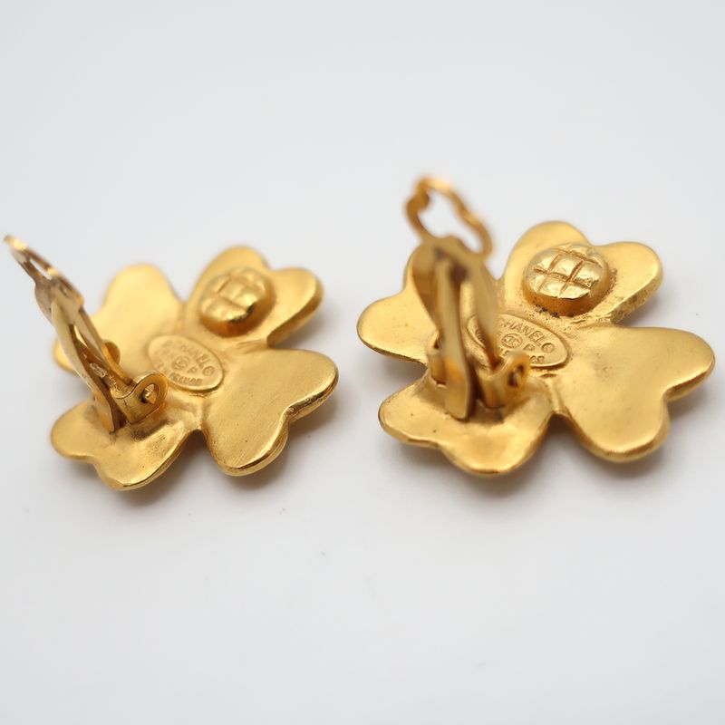 Chanel Earring Clover Quatrefoil Coco Mark Gold Color 95P Accessories