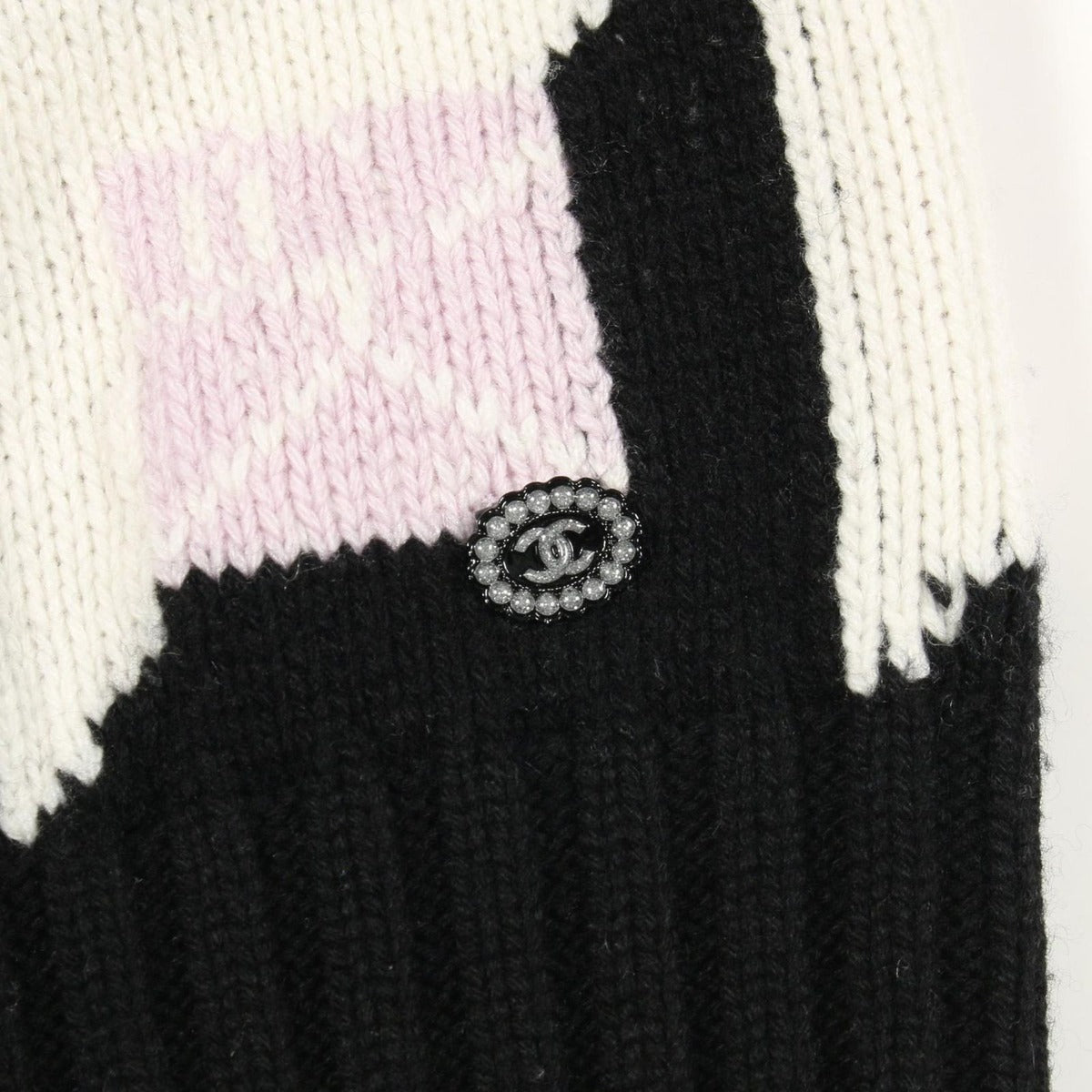 Chanel Knit CC Logo Multicolor Cashmere — view 7