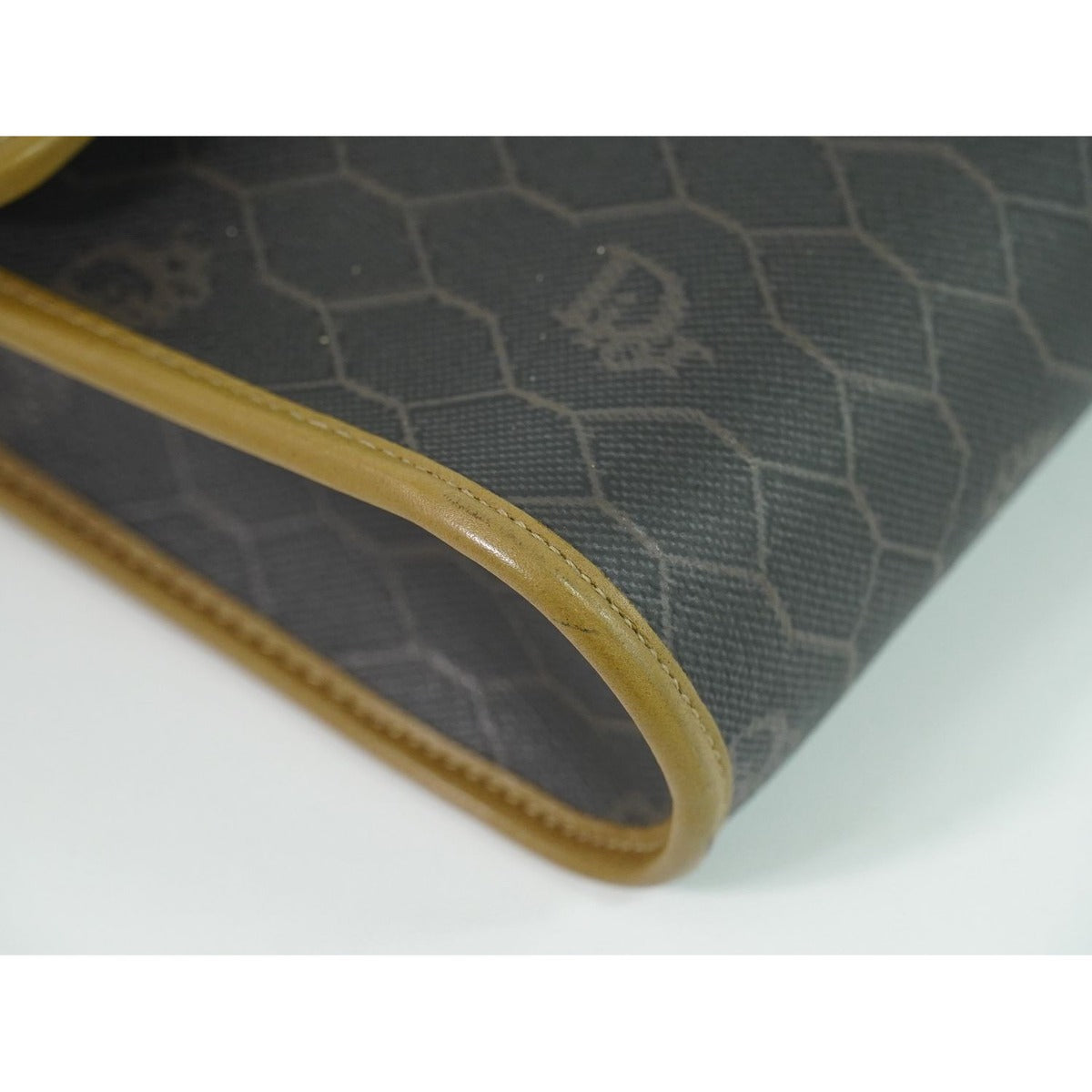 Dior Honeycomb Pattern Shoulder Bag Pochette Black — view 7