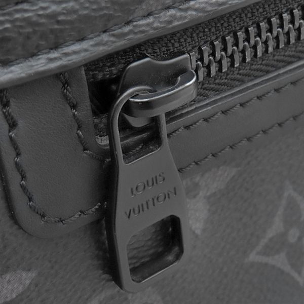 Louis Vuitton Shoulder Bag S Cape Messenger Monogram Eclipse Canvas Monogram