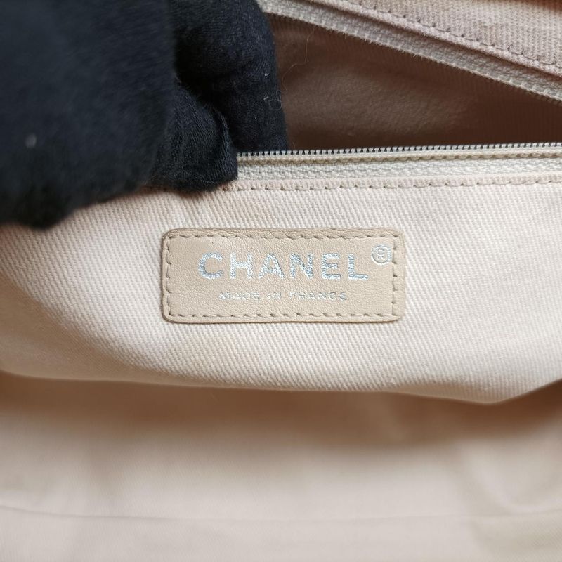 Chanelmatelasse Coco Mark GST Red Leather A65734 17470825