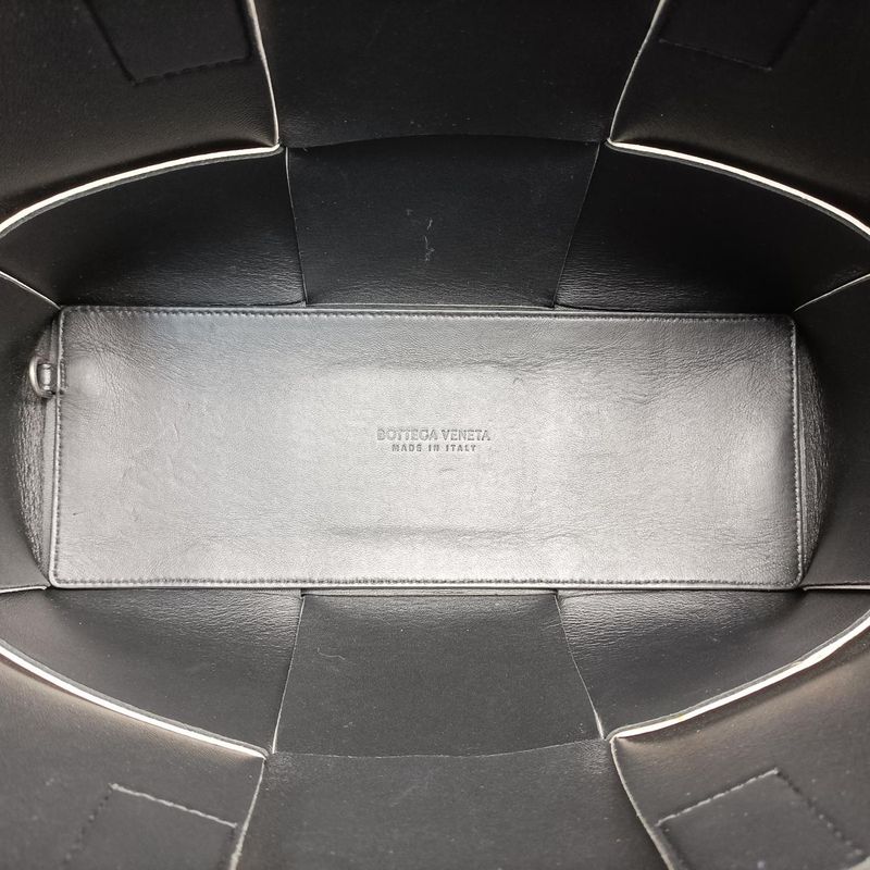 Bottega Veneta The Arcotato White Lambskin B09591075r