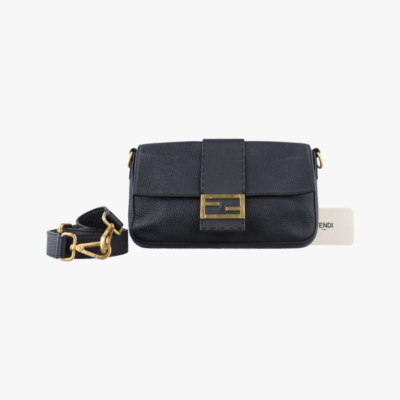 Fendi Baguette Black Leather 7va472 7va472-sfr-199-8241