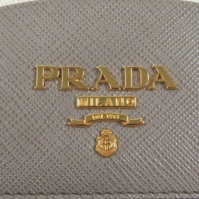 Prada 1mc025 Saffiano Leather Metal Logo Pass Case Business Card Holder Card