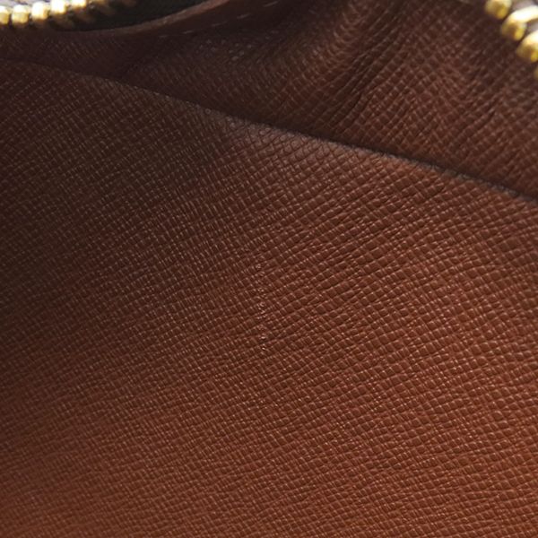 Louis Vuitton Shoulder Bag Trocadero 27 Monogram Canvas Monogram Gold Hardware