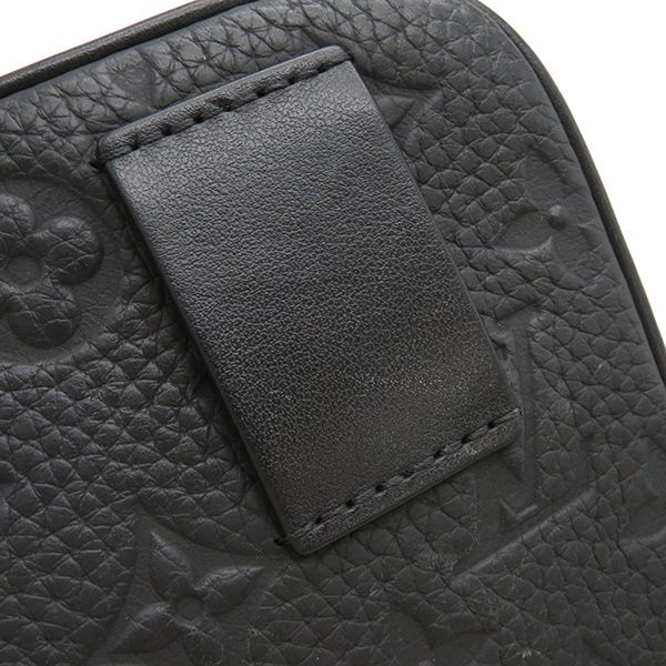 Louis Vuitton Clutch Bag Pochette Volga Taurillon Leather Noir Black Hardware