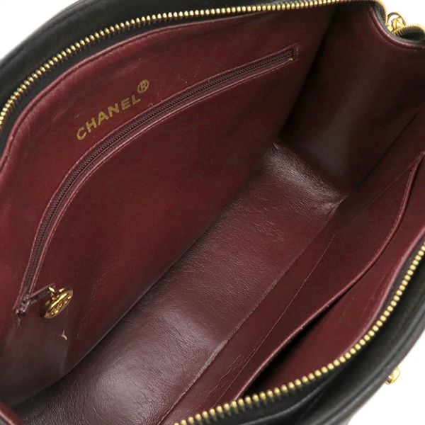 Chanel Shoulder Bag Matelasse Leather Black Gold Hardware Black Chain Shoulder