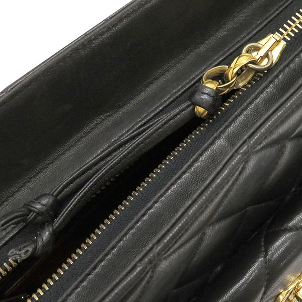Chanel Shoulder Bag Matelasse Leather Black Gold Hardware Black Chain Shoulder