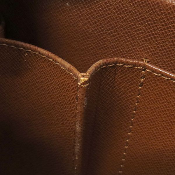 Louis Vuitton Shoulder Bag Cité MM Monogram Canvas Monogram Silver Hardware