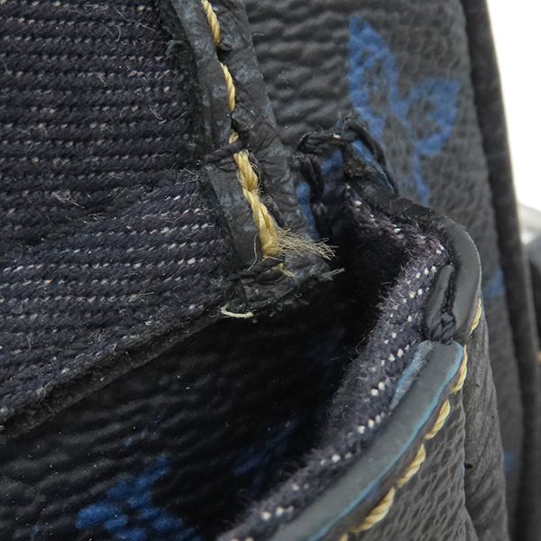 Louis Vuitton Shoulder Bag Christopher Wearable Wallet Monogram Record Canvas