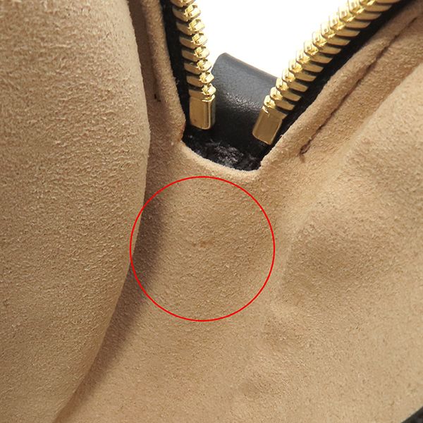 Gucci Shoulder Bag Interlocking G Heart Shoulder Leather Black Gold Hardware