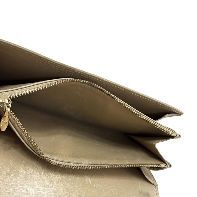 Louis Vuitton Monogram Vernis Pochette Porte M91171 Soft Beige Leather