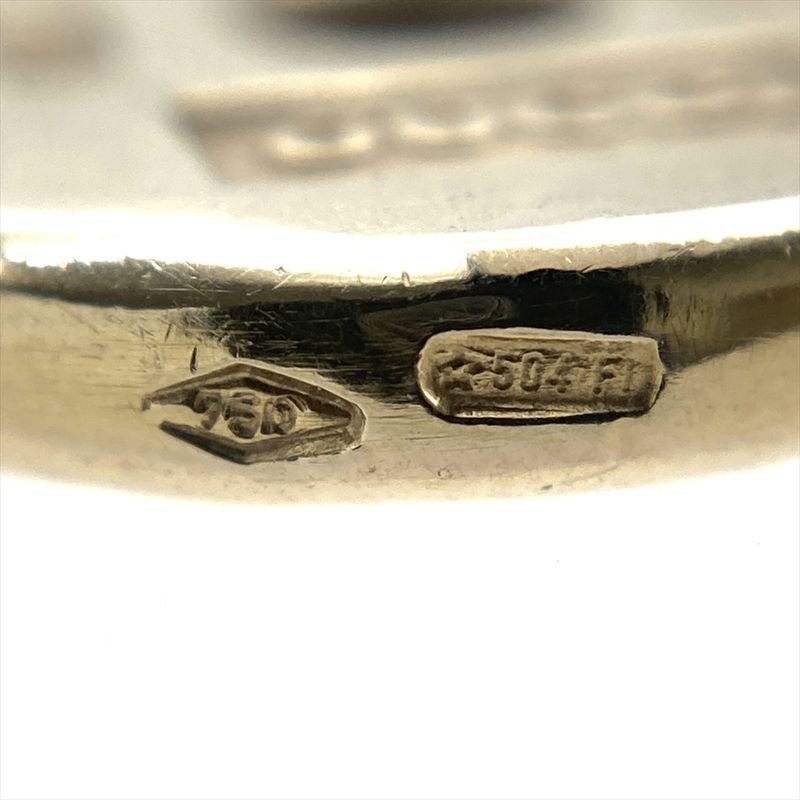 Gucci Coin Pendant Top 18K Yellow Gold 54g Yellow Gold Choker Unisex