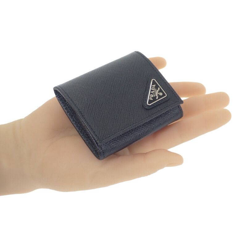 Prada Saffiano Triangle 2mm (0.08in)935_qhh_f0002 Coin Case Saffiano Black