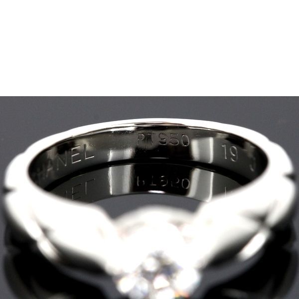 Chanel Matelasse Diamond 050ct E-vvs2 Ring Pt950