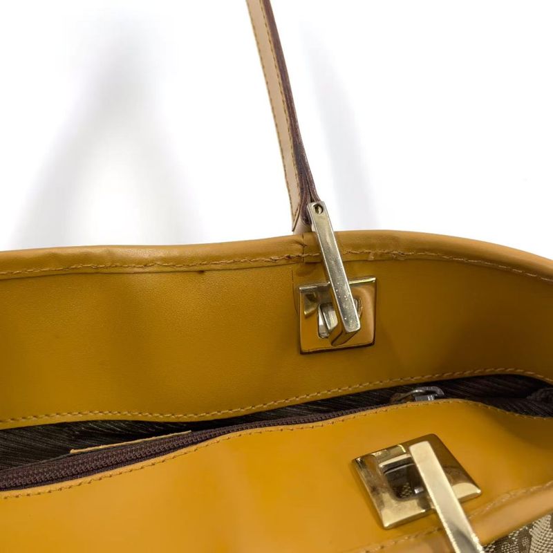 Gucci GG Pattern Canvas Brown Tote Bag Gold 002-1099