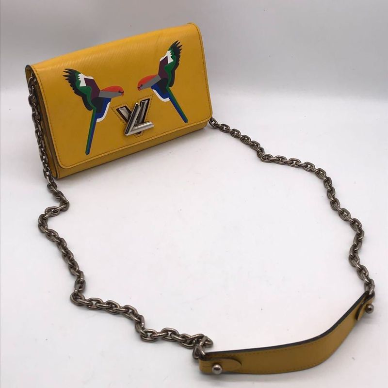 Louis Vuitton Epi Twist Chain Wallet Shoulder Bag Yellow Price Negotiation