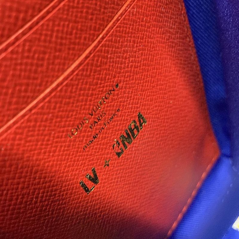 Louis Vuitton Wallet LV X NBA Soft Trunk Phone Box M80101 Untitled