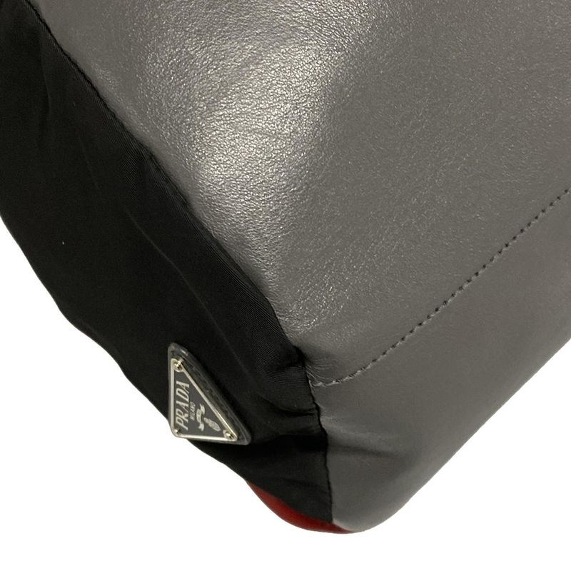 Prada Backpack Sac - Black X Gray X Red Leather