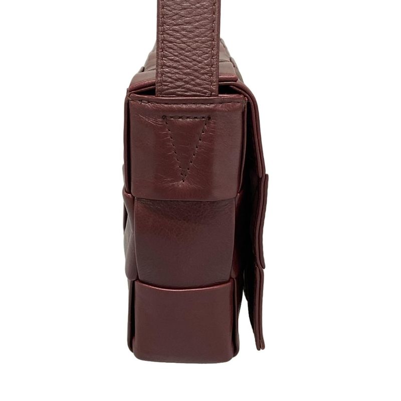 Bottega Veneta Shoulder Bag Cassette Bordeaux