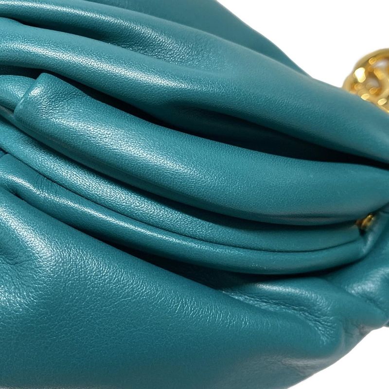 Bottega Veneta Shoulder Bag The Chain Pouch Green Chain Shoulder Leather