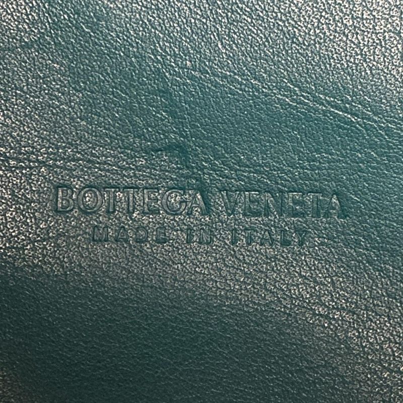 Bottega Veneta Shoulder Bag The Chain Pouch Green Chain Shoulder Leather