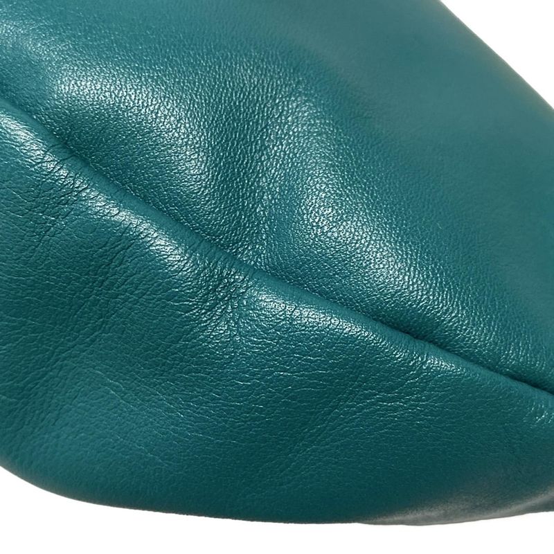 Bottega Veneta Shoulder Bag The Chain Pouch Green Chain Shoulder Leather