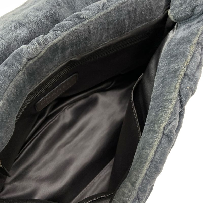 Chanel Shoulder Bag Bubble Quilt Gray Vintage Silver Hardware / Chain Shoulder