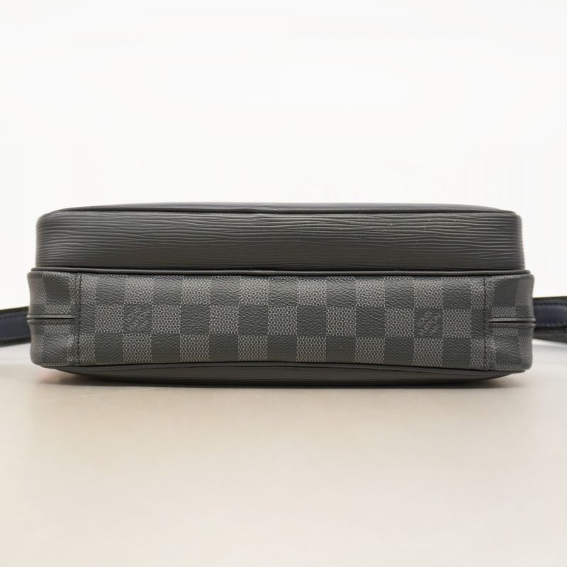 Louis Vuitton Epi Damier Graphite Nile NM M51466 Black Blue Men's Shoulder Bag