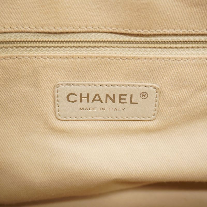 Chanel Shoulder Bag Matelasse Patent Leather Red Silver Hardware Women