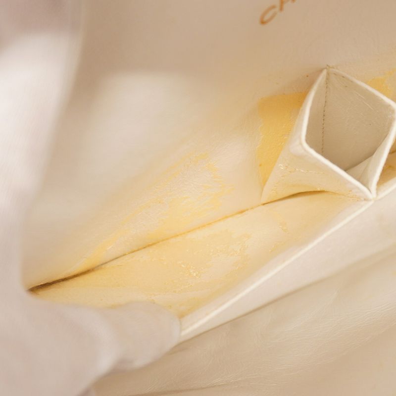 Chanel Shoulder Bag Matelasse Lambskin Ivory Gold Hardware Women