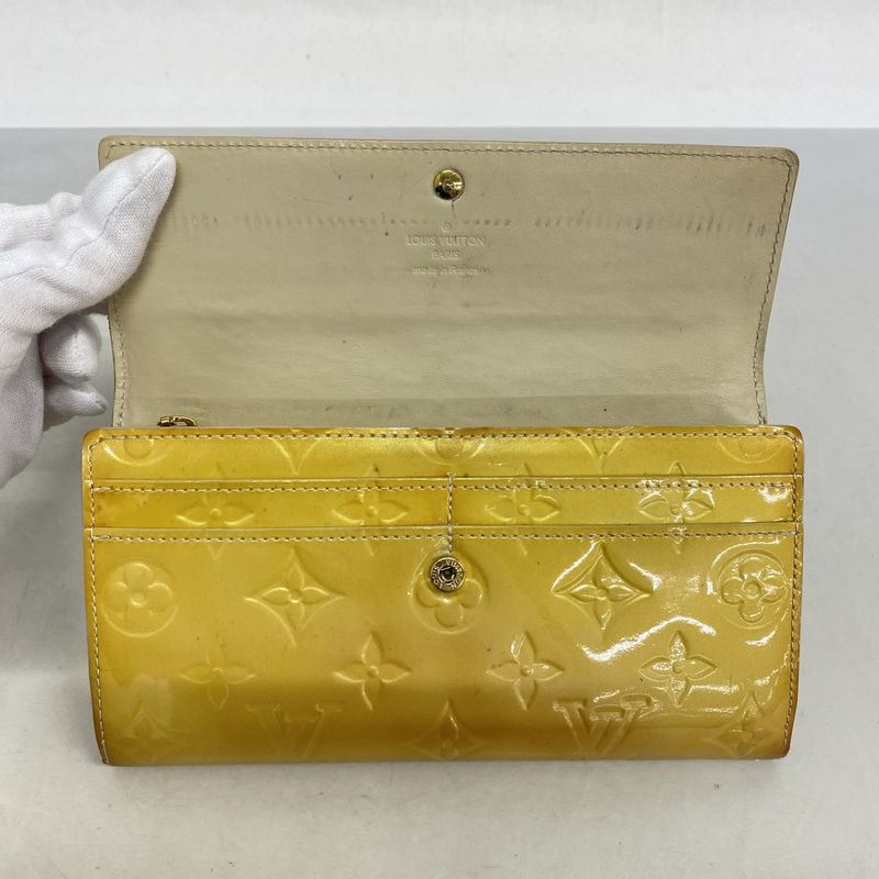 Louis Vuitton Vernis Portefeuille Sarah M91466 Bronze Colailles Women's