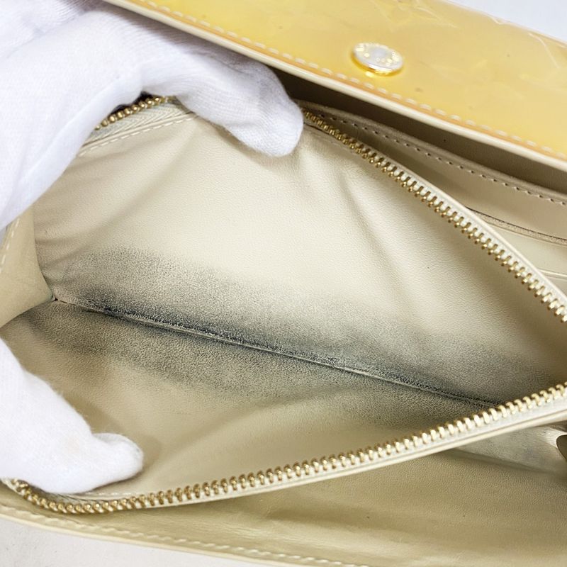 Louis Vuitton Vernis Portefeuille Sarah M91466 Bronze Colailles Women's