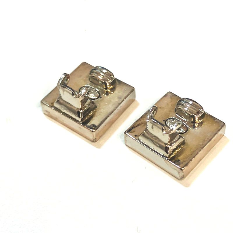 Chanel Coco Mark Square Earrings : Y3164