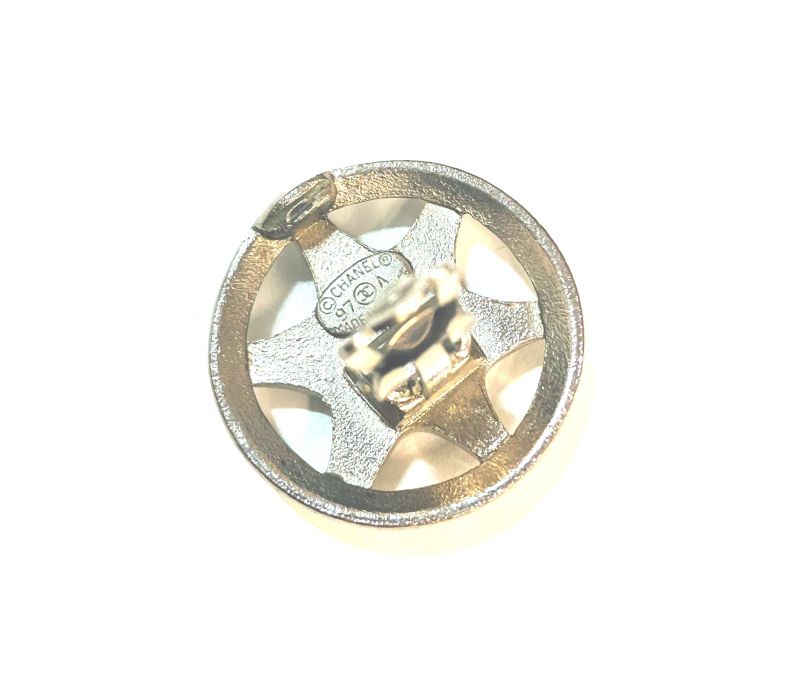 Chanel COCO Mark Button Earrings : Y3166