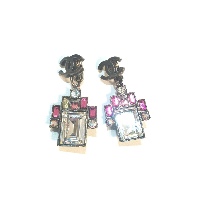 Chanel 2005 Spring/summer Bijoux COCO Mark Earrings: Y3167