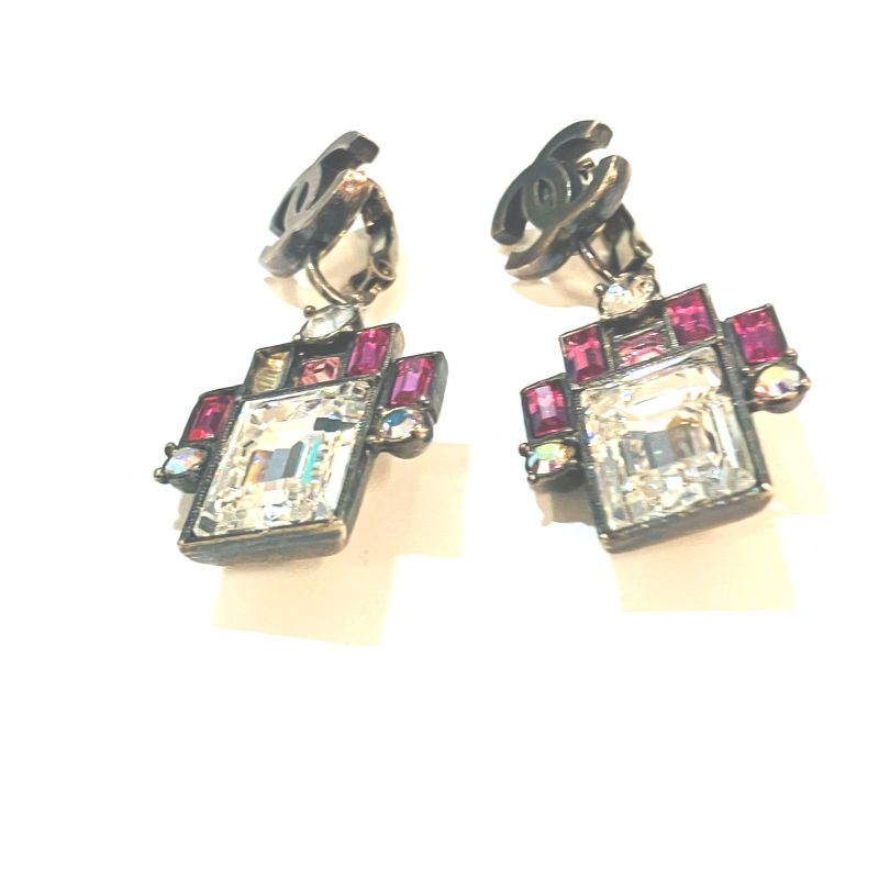 Chanel 2005 Spring/summer Bijoux COCO Mark Earrings: Y3167